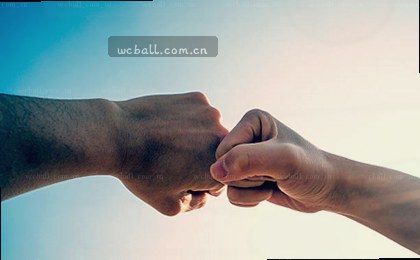 曼联vs利物浦：老特拉福德恩怨再燃